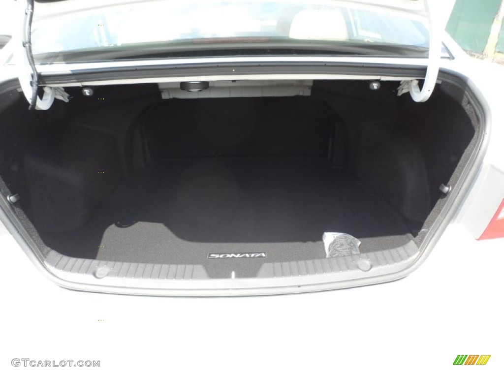 2013 Hyundai Sonata Limited 2.0T Trunk Photos