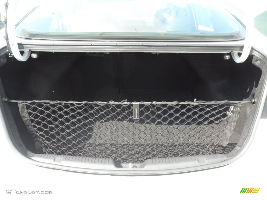 2013 Elantra Limited - Shimmering White / Black photo #17