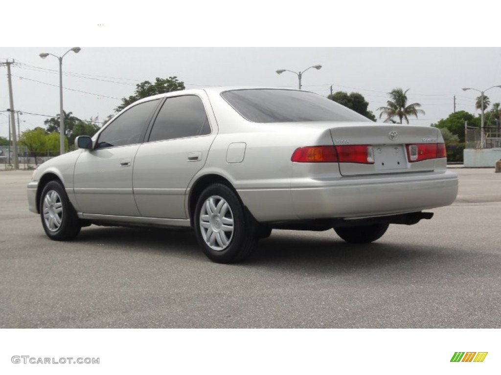 Lunar Mist Metallic 2000 Toyota Camry LE Exterior Photo #66277965