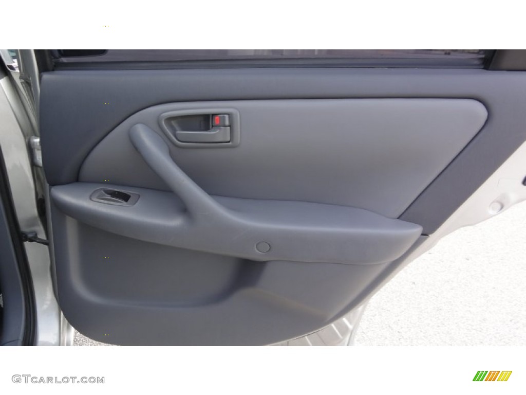 2000 Toyota Camry LE Gray Door Panel Photo #66278133