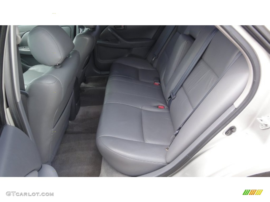 Gray Interior 2000 Toyota Camry LE Photo #66278370