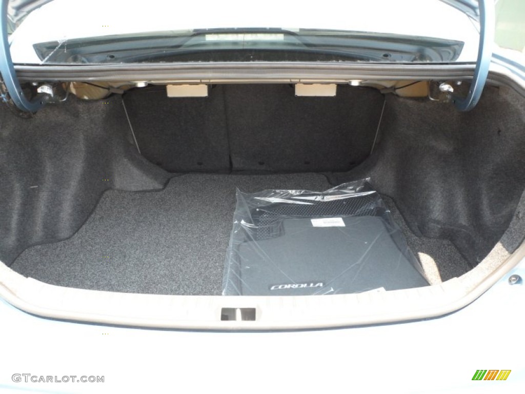 2012 Toyota Corolla LE Trunk Photo #66278723