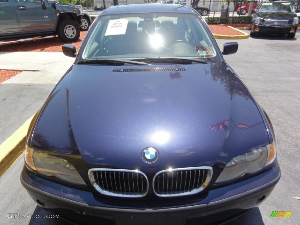 2003 3 Series 330xi Sedan - Orient Blue Metallic / Grey photo #2