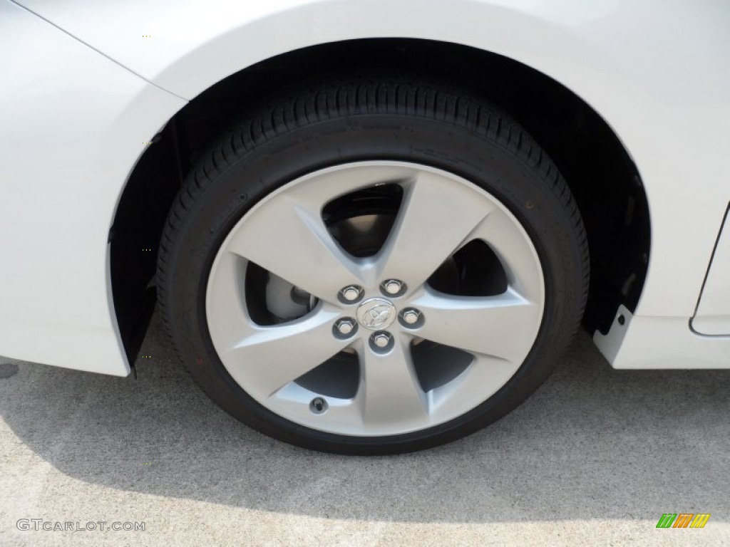 2012 Toyota Prius 3rd Gen Five Hybrid Wheel Photos