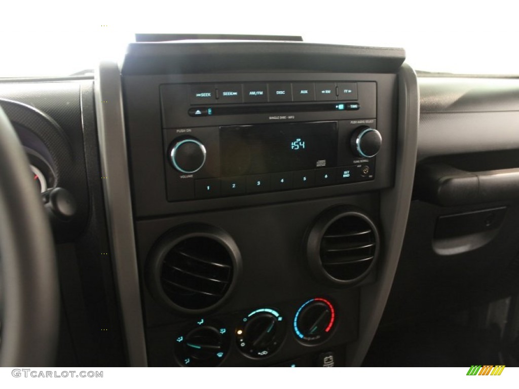 2010 Jeep Wrangler Sport 4x4 Controls Photo #66279573