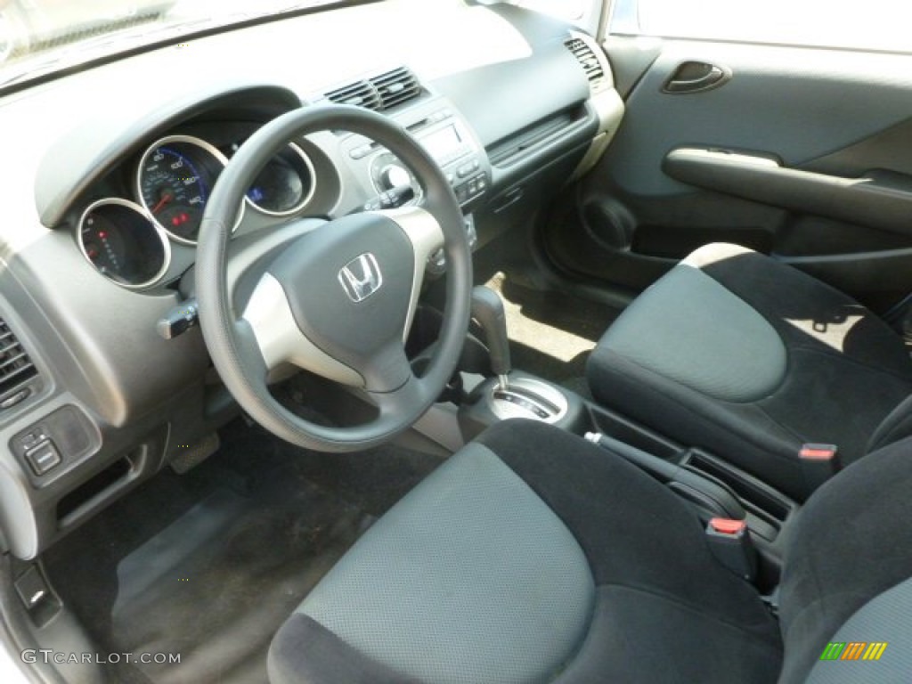 Black/Grey Interior 2008 Honda Fit Hatchback Photo #66280443