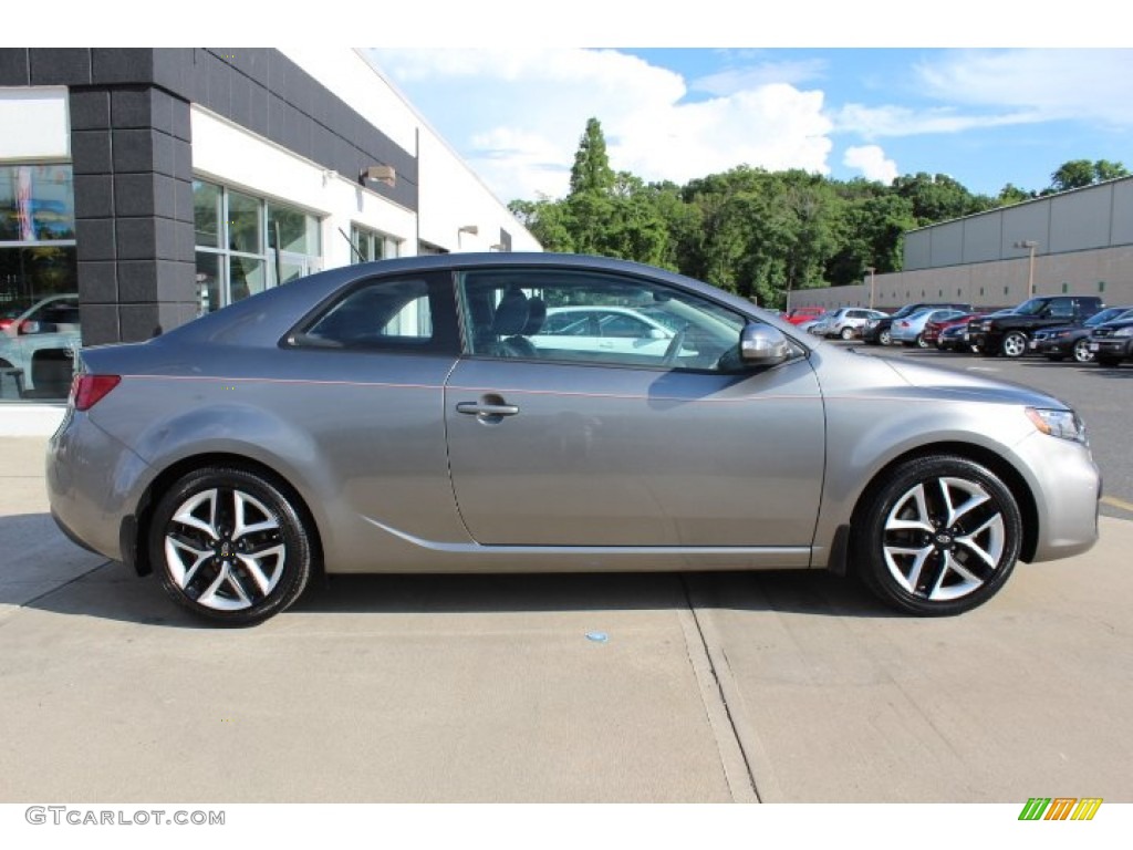 Titanium 2010 Kia Forte Koup SX Exterior Photo #66282419