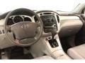 Super White - Highlander V6 4WD Photo No. 10