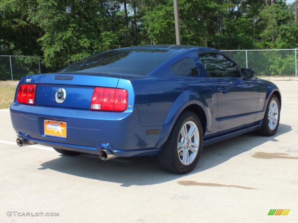 2006 Mustang GT Deluxe Coupe - Vista Blue Metallic / Light Graphite photo #5