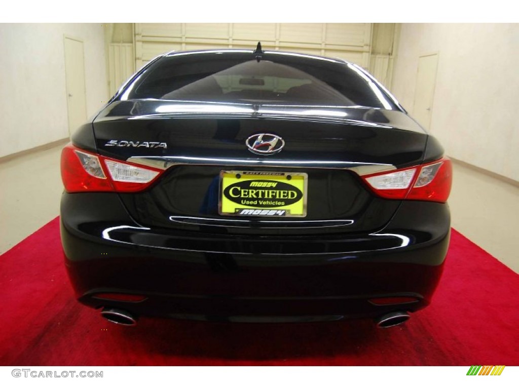2011 Sonata SE - Midnight Black / Black photo #5