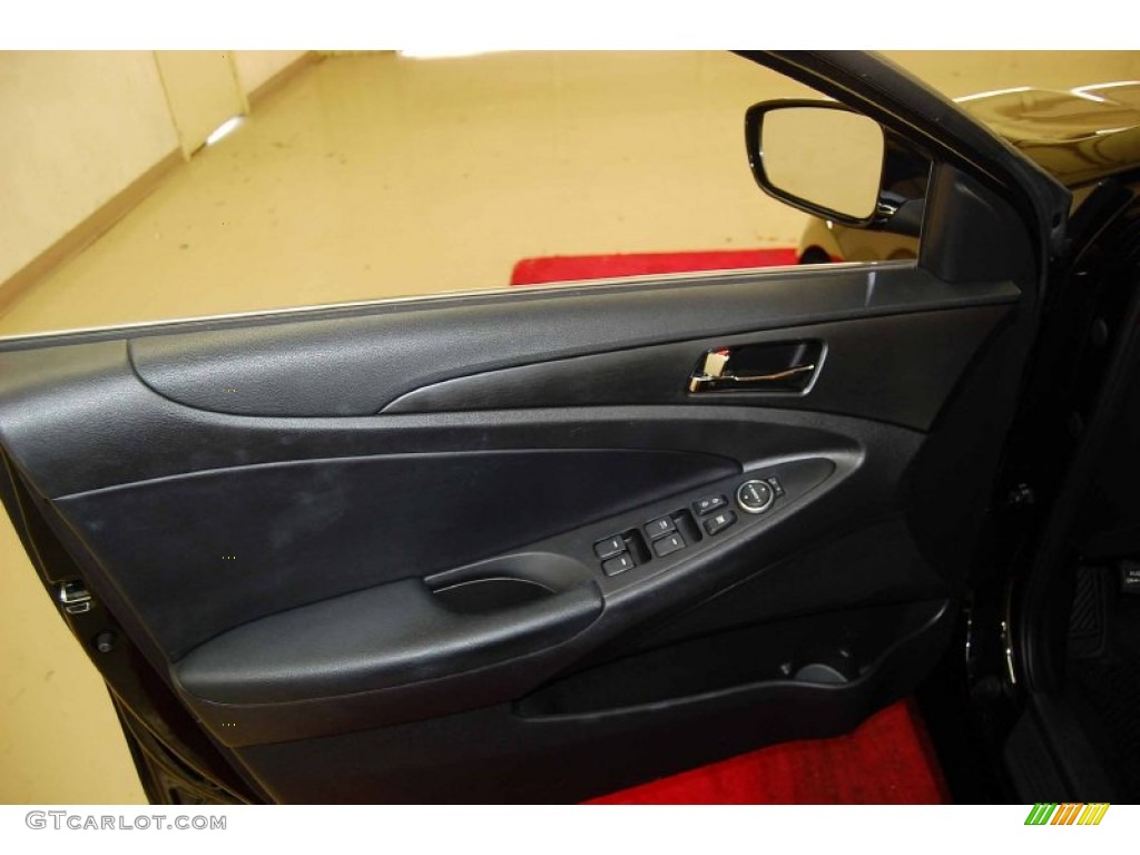 2011 Sonata SE - Midnight Black / Black photo #9