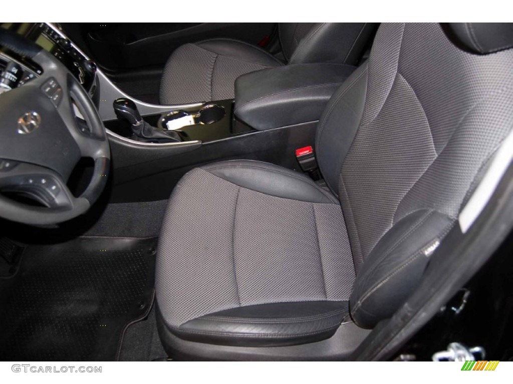 2011 Sonata SE - Midnight Black / Black photo #10