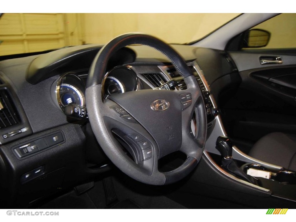 2011 Sonata SE - Midnight Black / Black photo #11