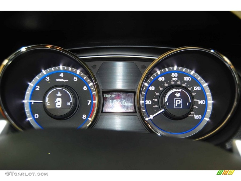 2011 Sonata SE - Midnight Black / Black photo #24