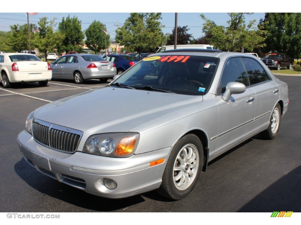 2001 Titanium Hyundai XG300 L Sedan 66273601 Car