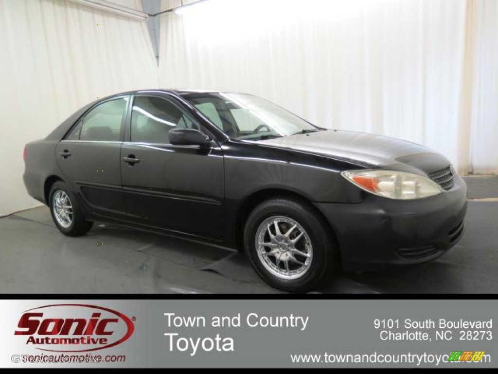 2002 Camry LE - Black / Taupe photo #1