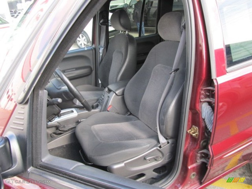 Taupe Interior 2003 Jeep Liberty Limited 4x4 Photo #66294684