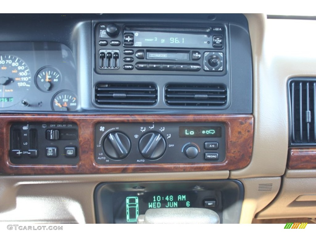 1998 Jeep Grand Cherokee Limited 4x4 Controls Photo #66295071