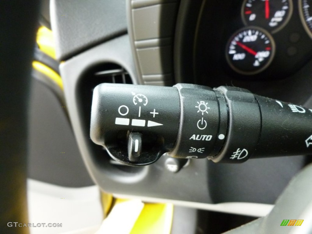 2008 Chevrolet Corvette Coupe Controls Photo #66295131
