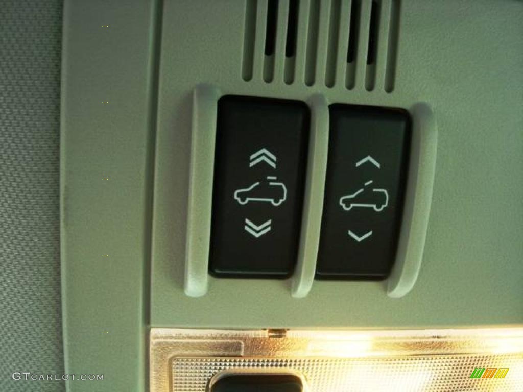 2009 Tahoe Hybrid 4x4 - Summit White / Light Titanium photo #42