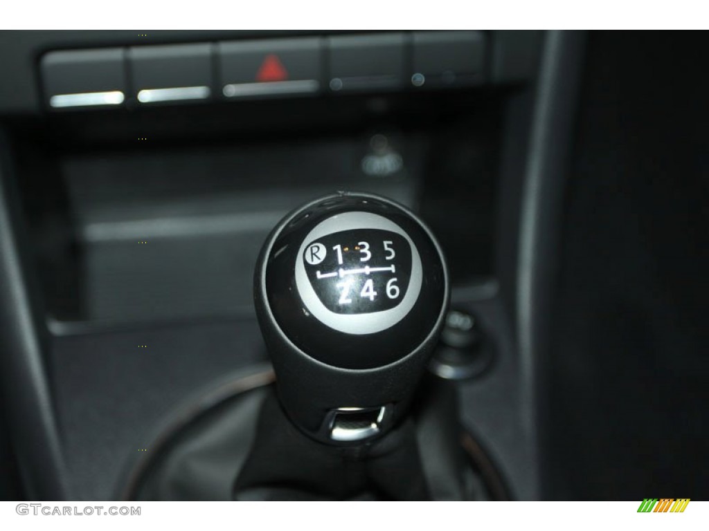 2012 Volkswagen Beetle Turbo 6 Speed Manual Transmission Photo #66297245