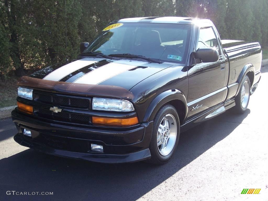 2003 S10 Xtreme Regular Cab - Black Onyx / Graphite photo #11