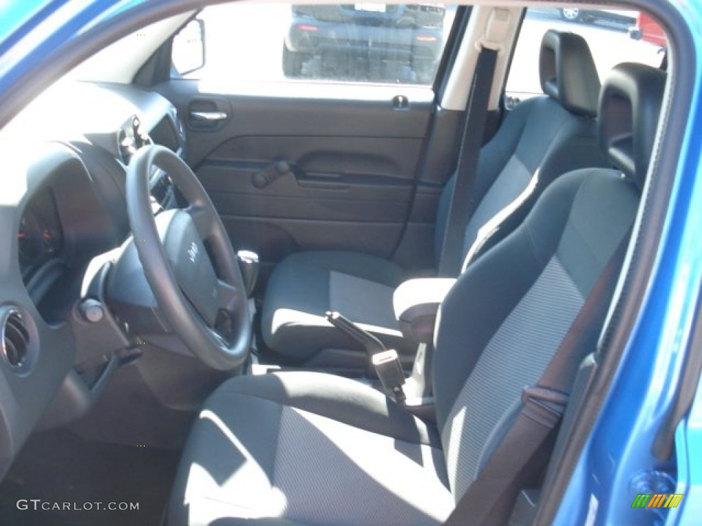 2009 Patriot Sport 4x4 - Surf Blue Pearl / Dark Slate Gray/Medium Slate Gray photo #14