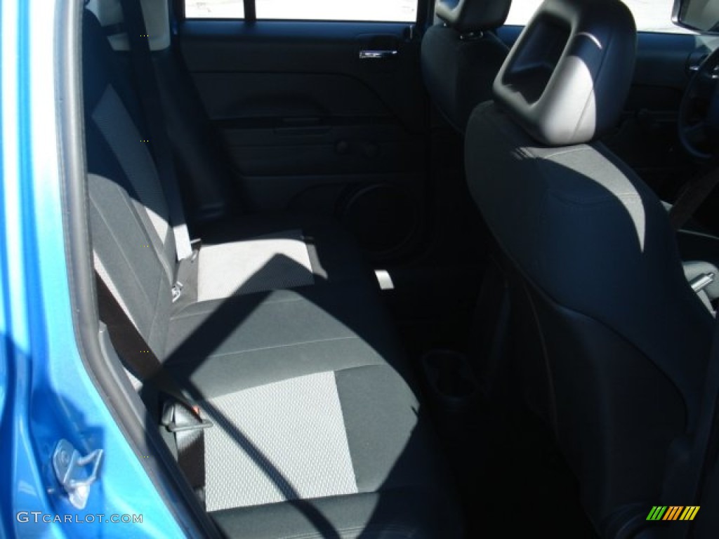 2009 Patriot Sport 4x4 - Surf Blue Pearl / Dark Slate Gray/Medium Slate Gray photo #18