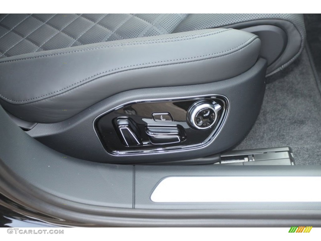 2013 Audi A8 3.0T quattro Controls Photo #66300707