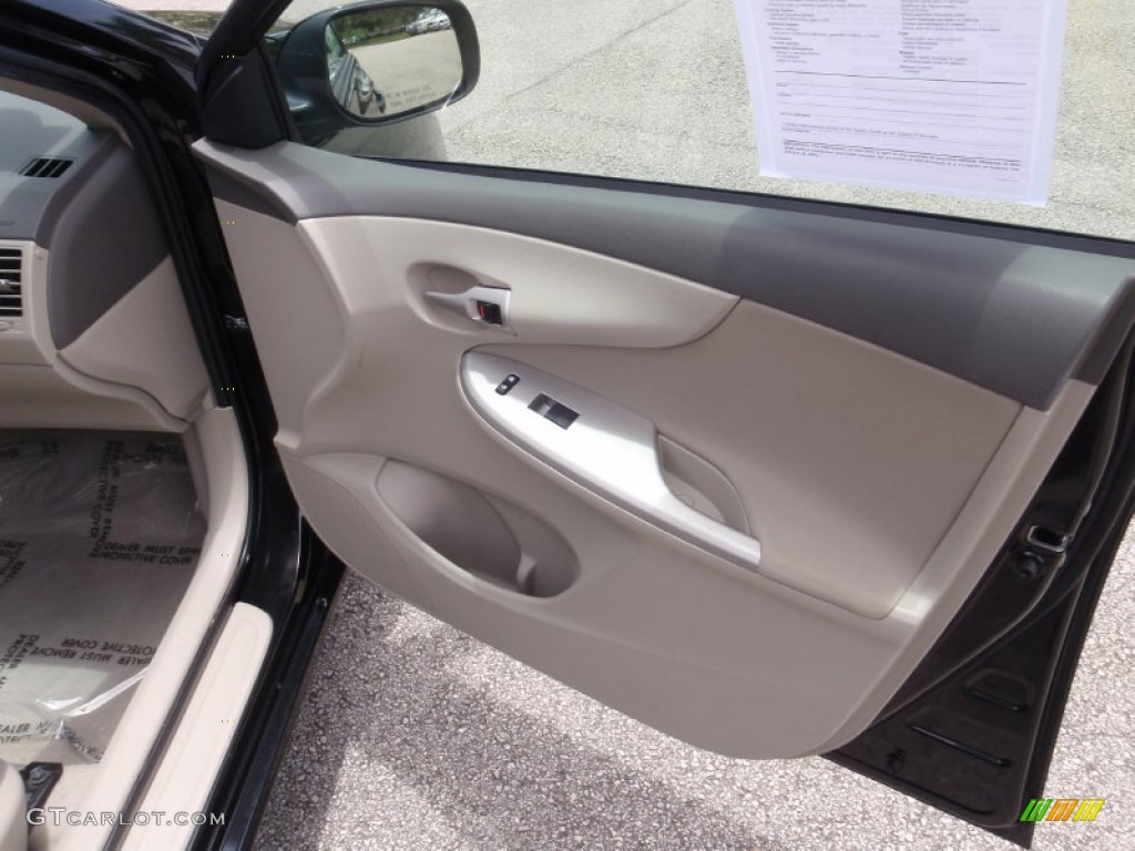 2010 Toyota Corolla LE Bisque Door Panel Photo #66301625