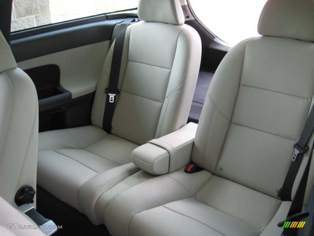 Blonde Interior 2012 Volvo C30 T5 Photo #66303161