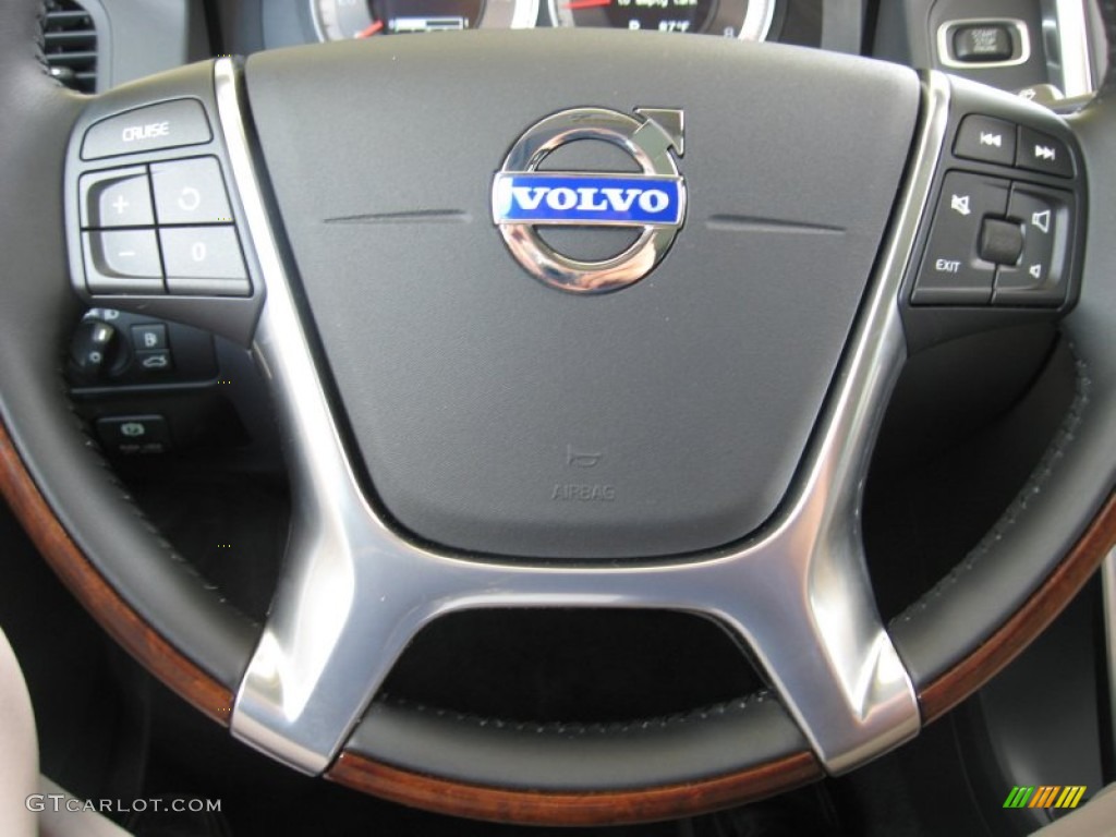 2012 Volvo XC60 3.2 AWD Steering Wheel Photos