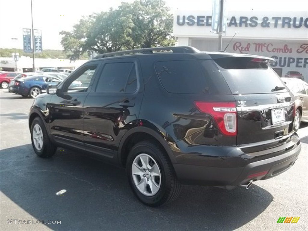 2012 Explorer FWD - Tuxedo Black Metallic / Medium Light Stone photo #5