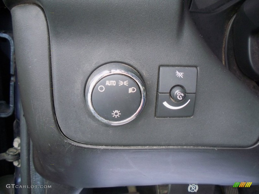 2008 Chevrolet Express Cutaway 3500 Commercial Utility Van Controls Photo #66307055