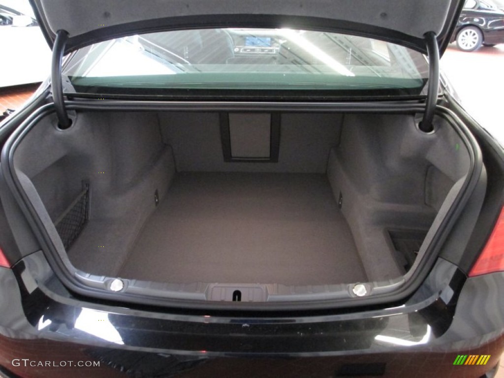 2012 BMW 7 Series 750Li xDrive Sedan Trunk Photo #66308144