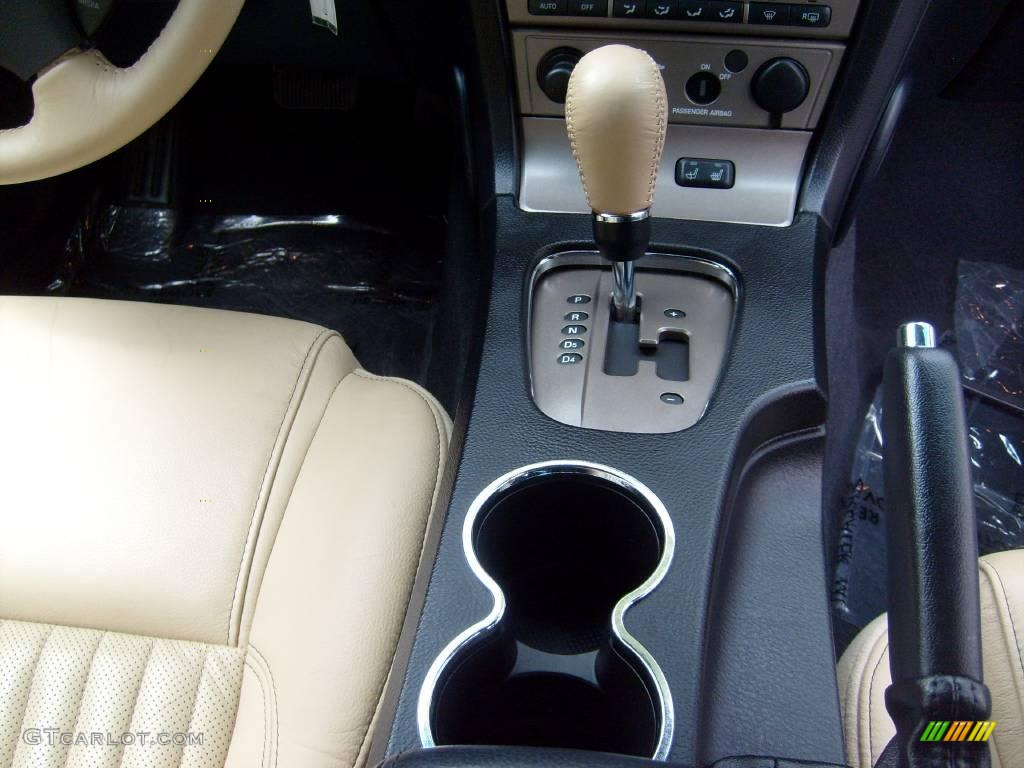 2005 Thunderbird Premium Roadster - Bronze Metallic / Black Ink/Light Sand photo #24