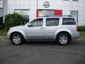 Silver Lightning - Pathfinder S 4x4 Photo No. 3