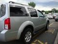 Silver Lightning - Pathfinder S 4x4 Photo No. 7