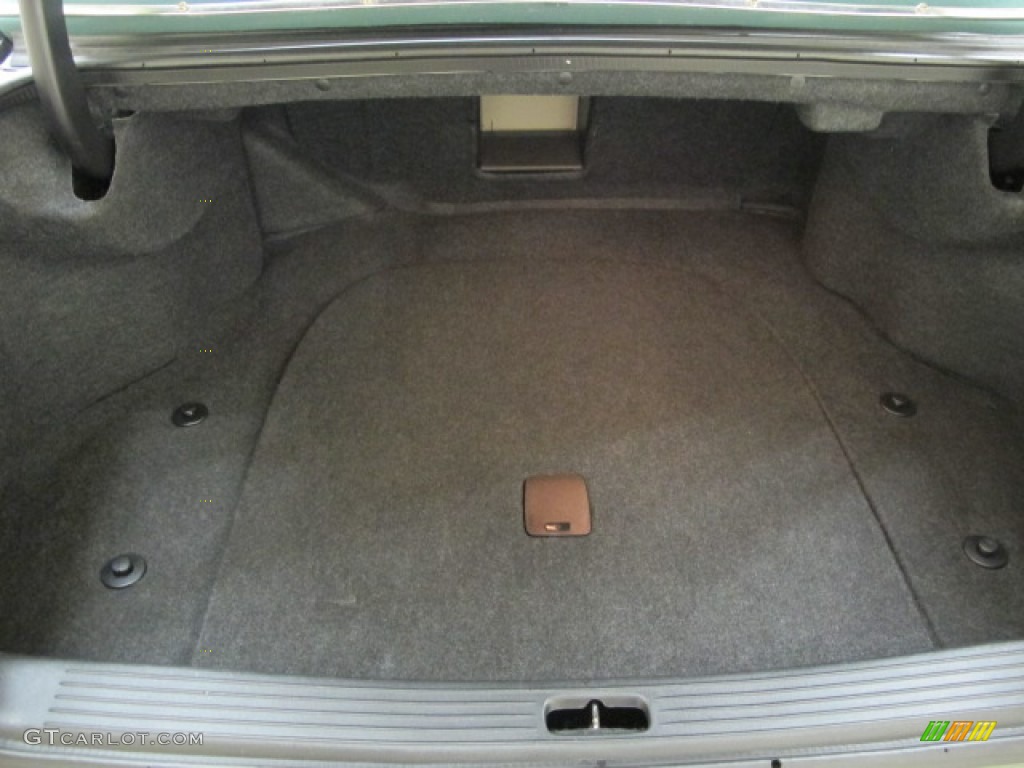 2005 Cadillac DeVille Sedan Trunk Photo #66317229