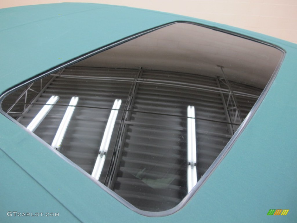 2005 Cadillac DeVille Sedan Sunroof Photo #66317232