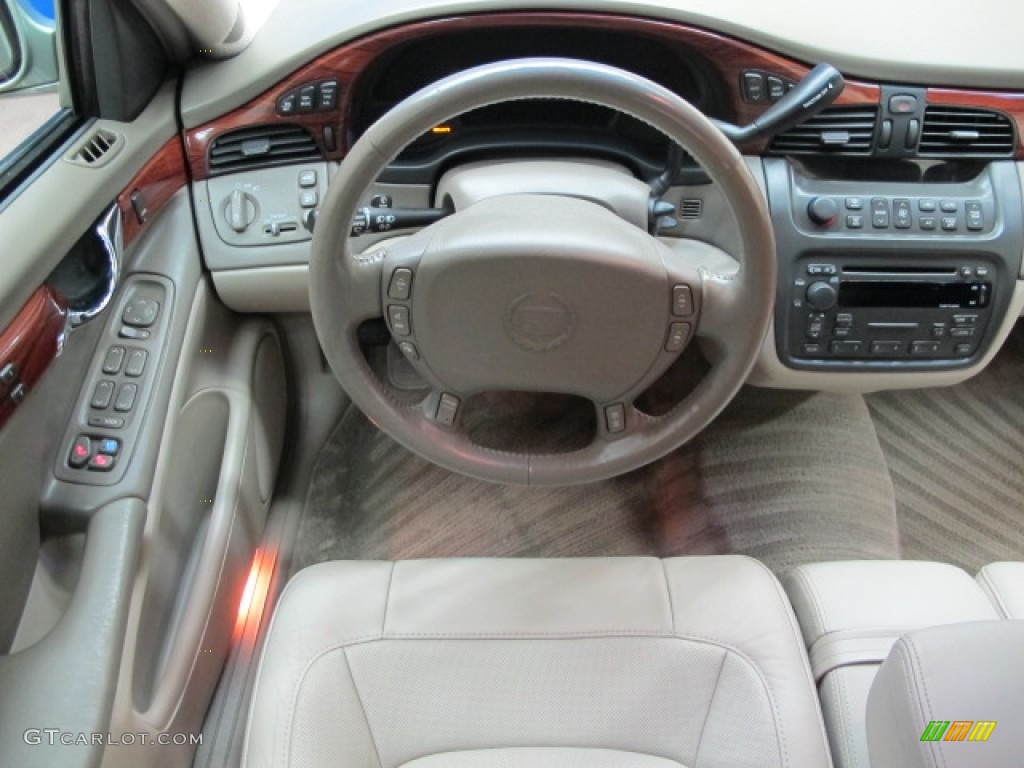 2005 Cadillac DeVille Sedan Dark Gray Dashboard Photo #66317397