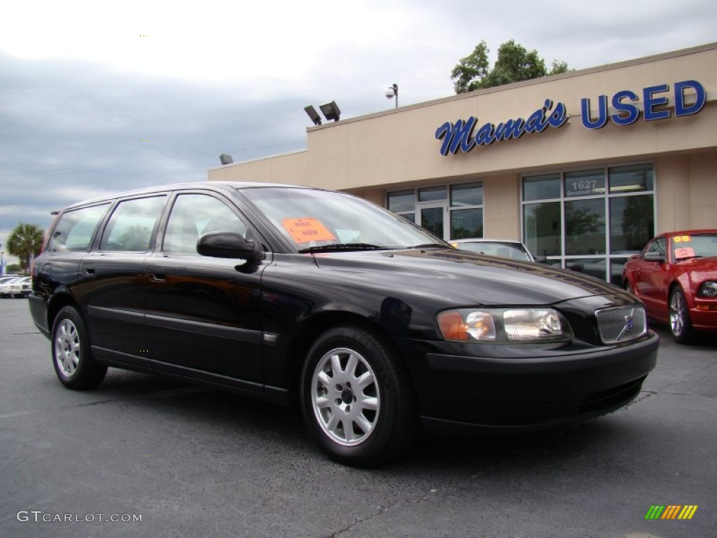 2002 V70 2.4 Wagon - Black / Taupe/Light Taupe photo #2
