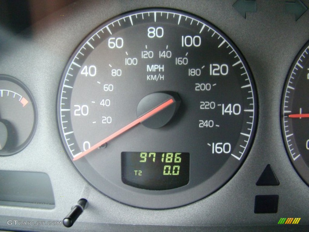 2002 V70 2.4 Wagon - Black / Taupe/Light Taupe photo #26