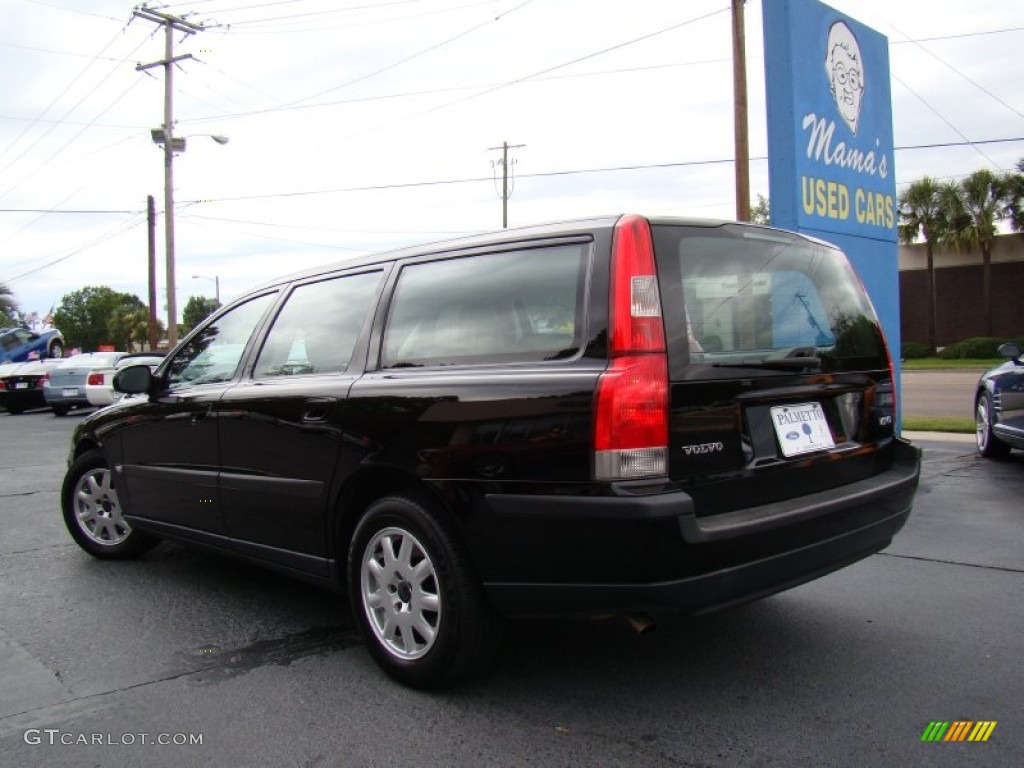 2002 V70 2.4 Wagon - Black / Taupe/Light Taupe photo #32