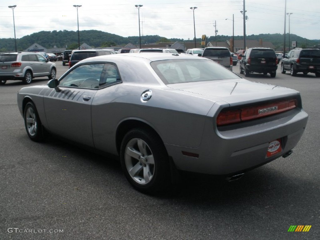 2011 Challenger SE - Billet Metallic / Dark Slate Gray photo #9