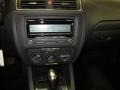 Black - Jetta SE Sedan Photo No. 21