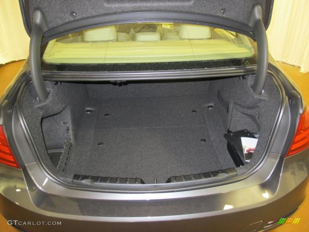 2012 BMW 3 Series 328i Sedan Trunk Photo #66322230