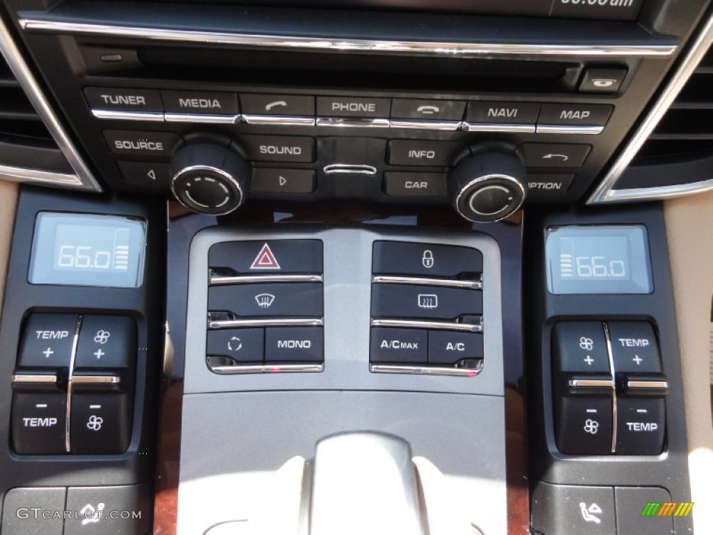 2012 Porsche Panamera 4 Controls Photo #66323553