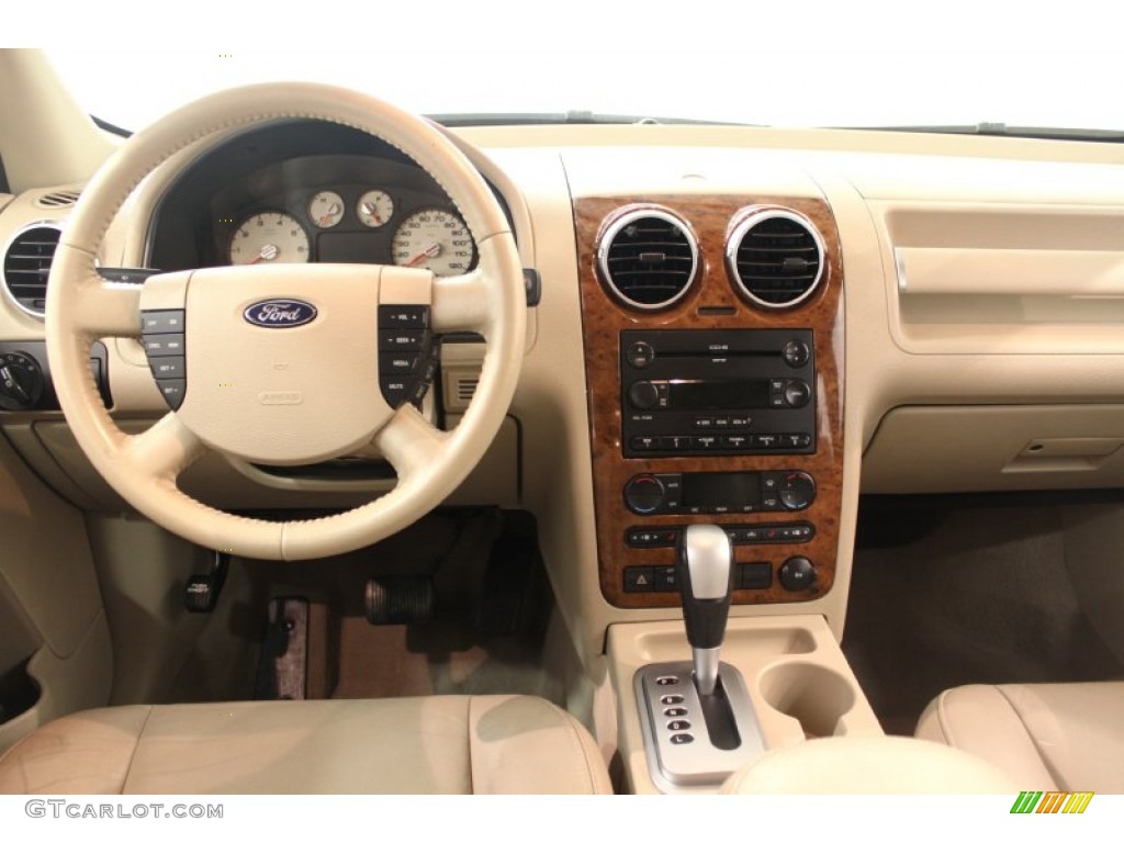 2006 Ford Freestyle Limited AWD Pebble Beige Dashboard Photo #66324751