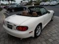 2000 White Mazda MX-5 Miata LS Roadster  photo #9